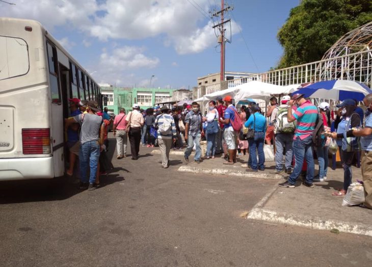 Parada de autobuses