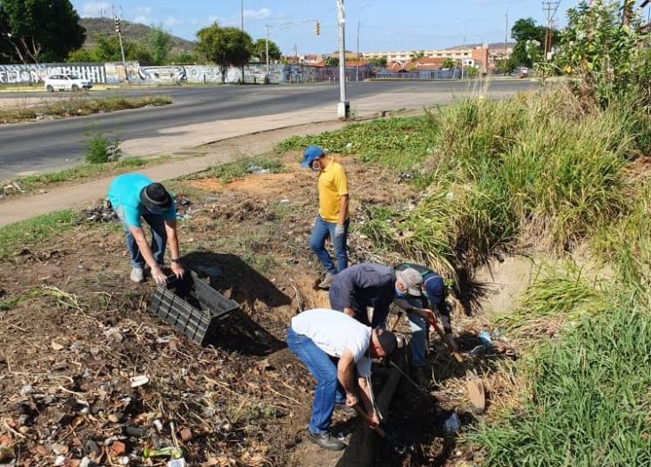 Comunidad de Camino Real solicita apoyo para limpieza de drenajes