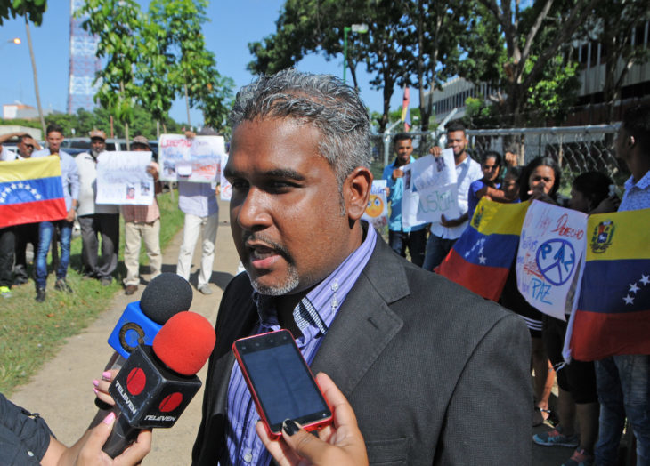 Voceros del Consejo Comunal Barrio Guayana renuncian a sus cargos