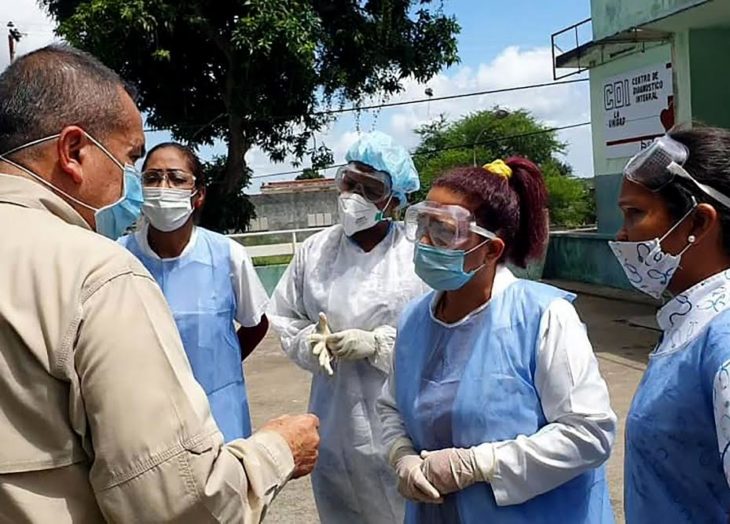 Gobernador visitó a pacientes covid en el CDI de San Félix