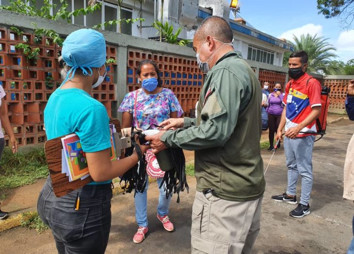 Justo Noguera supervisó funcionamiento del hospital Guaiparo