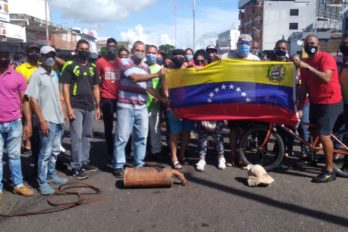Por gas doméstico protestaron en la avenida principal de Castillito