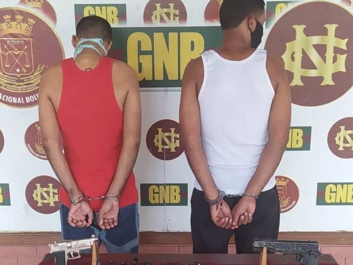 Militares incautan droga y armas de fuego en Ciudad Bolívar