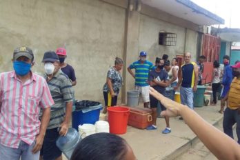 Habitantes del eje Av. Caracas reclaman agua potable