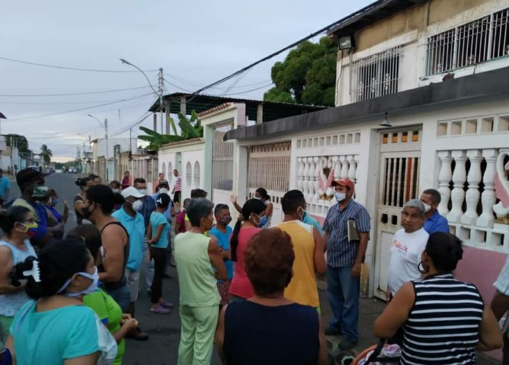 Exigen salida del jefe del Clap “Andrés Bello” en Nueva Chirica