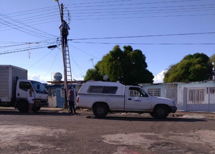 Persisten fallas de luz en zonas de Ciudad Guayana