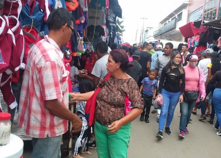 Calles y mercados de Ciudad Guayana abarrotados este 31D