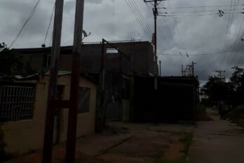 Vecinos del sector Rosa Inés están sin luz desde el sábado