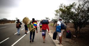 Migrantes venezolanos: Riesgos y travesías desde la salida hasta el destino