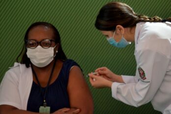 vacunación en Brasil