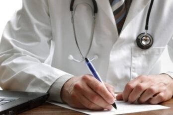 Altos precios de consultas médicas alejan a los pacientes de las clínicas