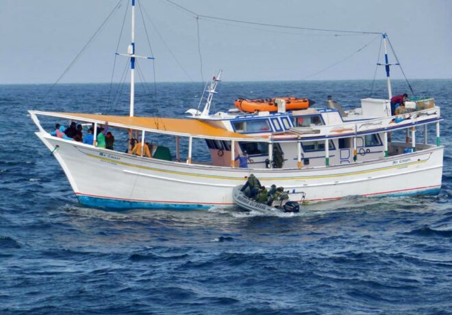 Brasil captura barco venezolano que pescaba ilegalmente en sus aguas - Diario Primicia
