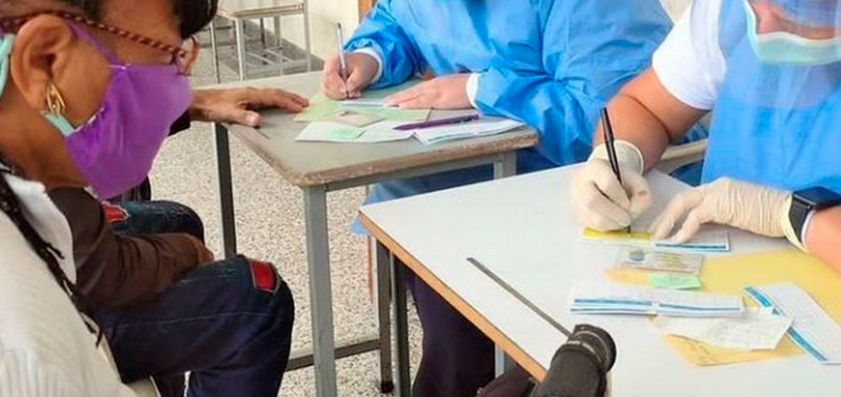 En Mérida vacunaron por error a 200 personas con dos dosis de Sinopharm - Vimarsana News