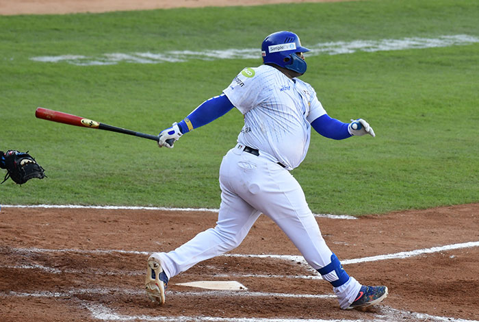 Acereros se refuerza con un infielder con experiencia en MLB