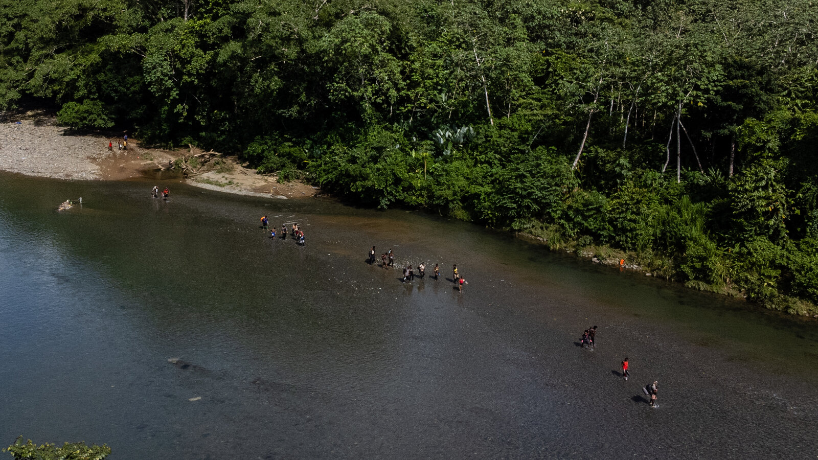 Madre e hija venezolanas murieron cruzando la selva del Darién