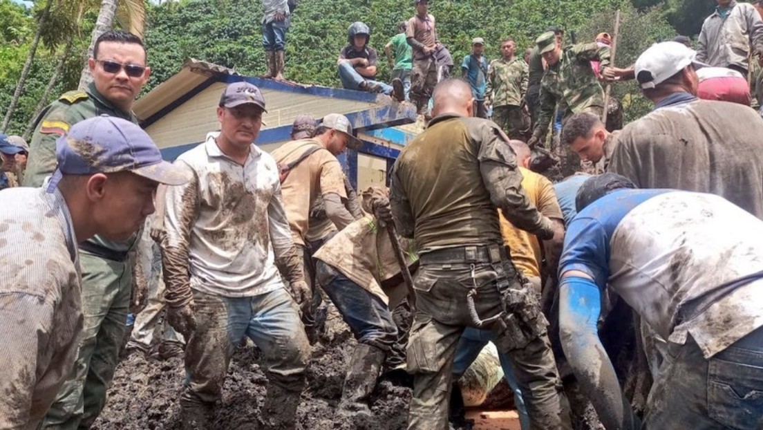 School collapse kills three in Colombia (+ photos)
