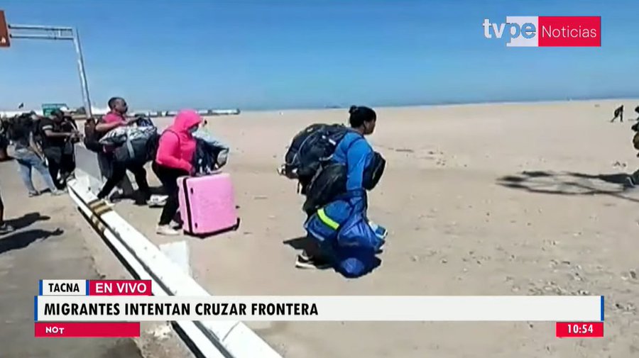 Migrants cross Peruvian border and confront police (+ video)