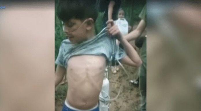 Venezuelan boy arrives in US after crossing Darien River with oxygen tank
