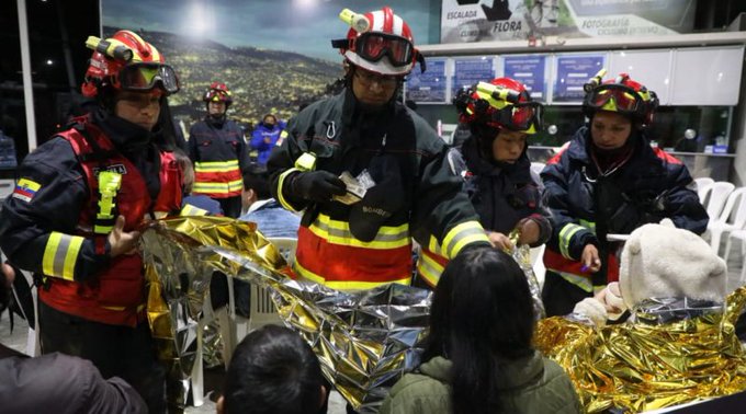 27 rescued from Quito cable car (+ videos)