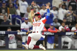 La Guaira Defeated Licey In Their Caribbean Series Debut
