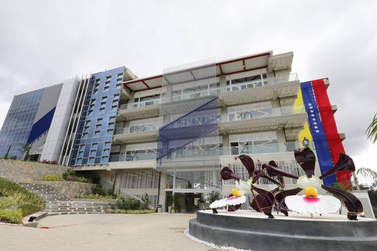 Universidad-de-las-ciencias.jpeg
