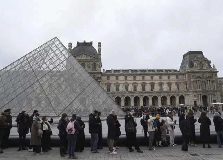 Louvre