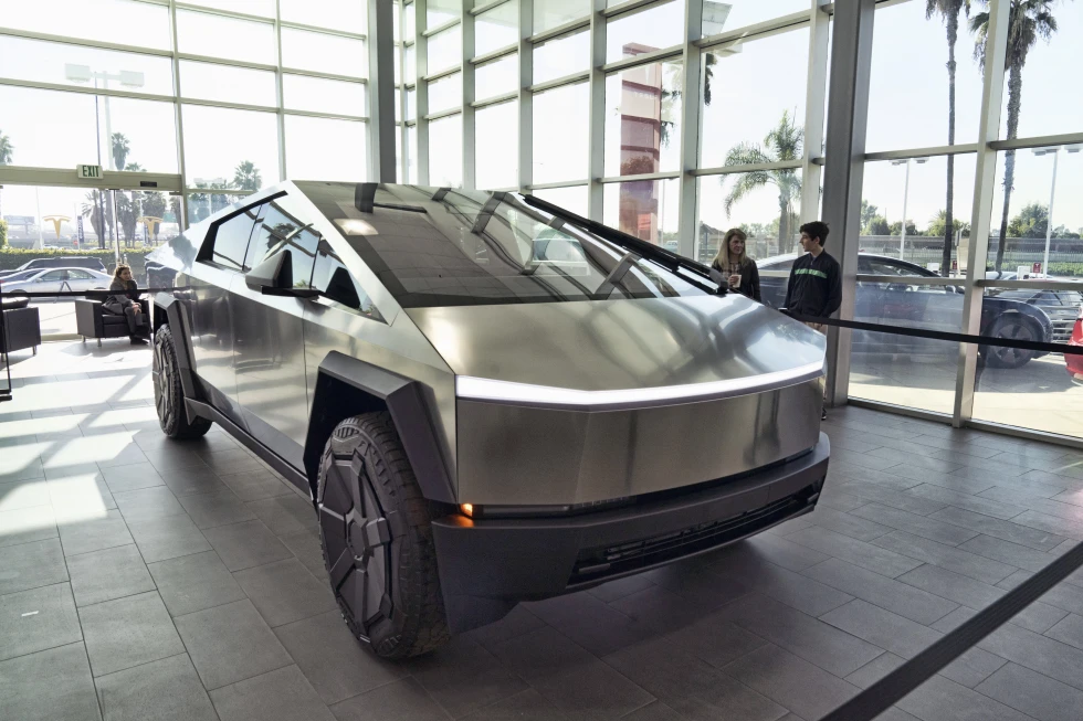 Pre-Orders Soar: 46,000 Cybertrucks on the Horizon from Tesla