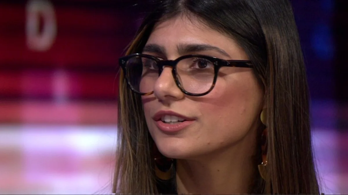 mia-khalifa-webp