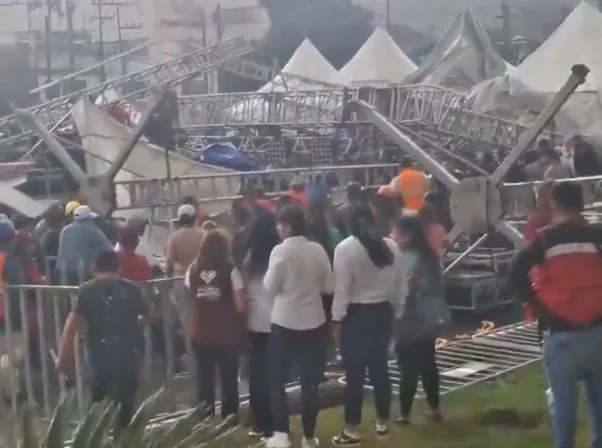 Derrumbe México