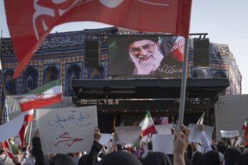 Irán