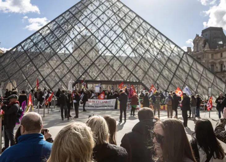 Louvre