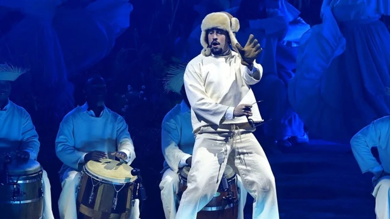 https://primicia.com.ve/wp-content/uploads/2025/07/bad-bunny-en-el-primero-de-sus-conciertos-de-su-residencia-en-puerto-rico-6a0b01.jpg