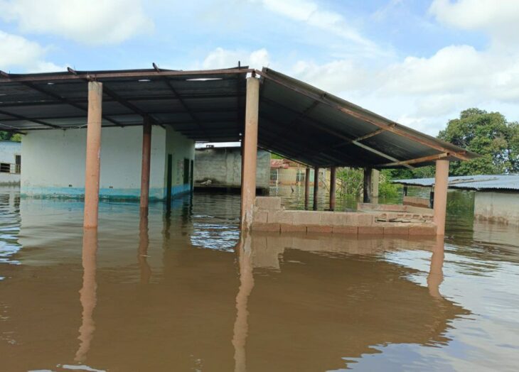 río