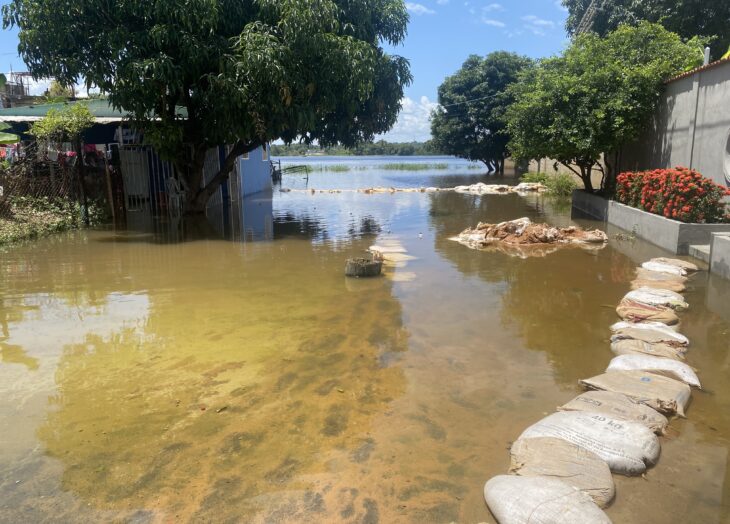 río