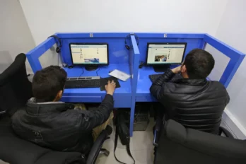 Líder talibán prohíbe wifi