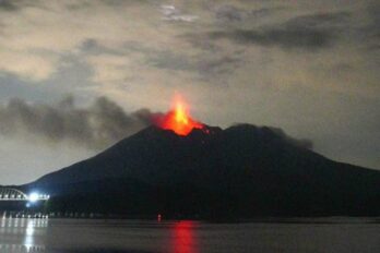 Erupción volcán Sakurajima Japón