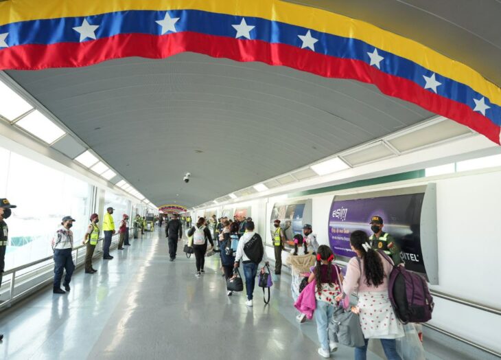 Migrantes venezolanos desde México