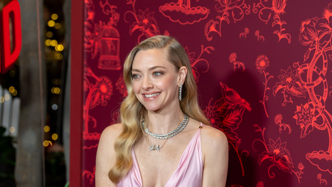Amanda Seyfried on Socialism: A “Wonderful Idea