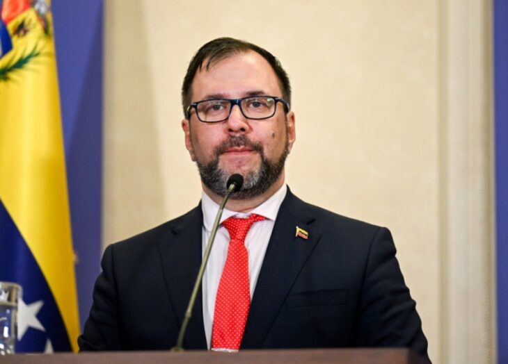 Canciller Yván Gil