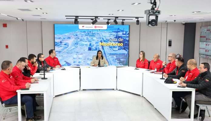 Vicepresidenta de Venezuela reunión sector petrolero