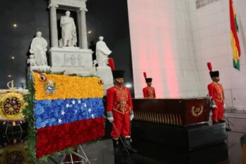 Conmemoran Bicentenario del Decreto de Chuquisaca