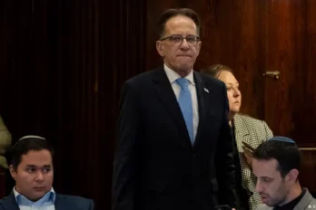 Tzachi Baverman gabinete