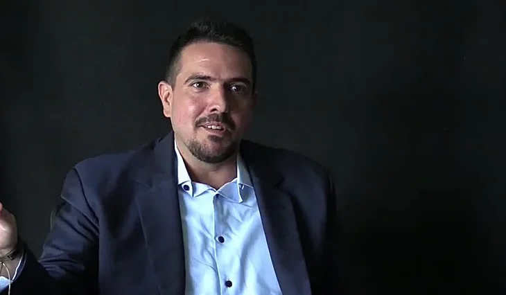 Diputado Stalin González llama a reconstruir la oposición y recuperar la confianza en las instituciones