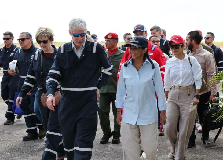 Chris Wright y Delcy Rodríguez Petro Independencia