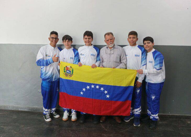 Axel Hernández medalla