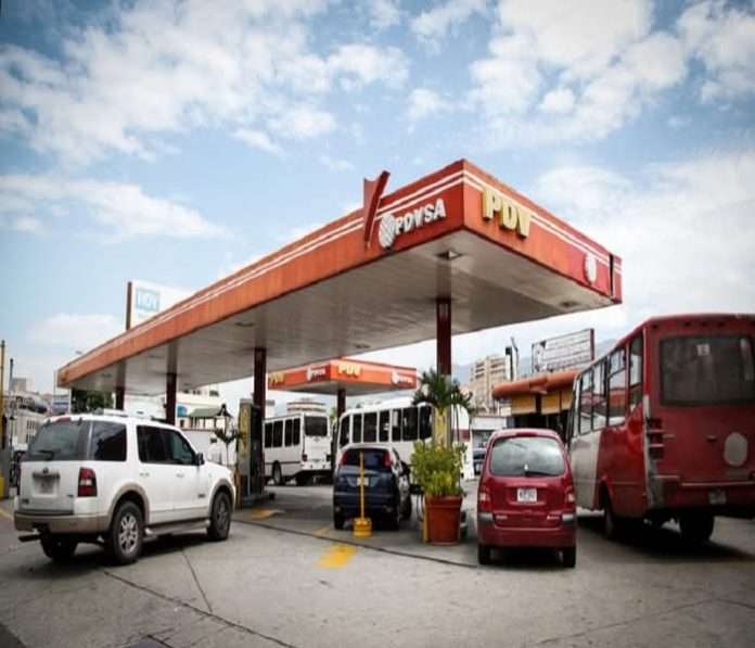 Gas Stations to Sell Both Types of Gasoline
