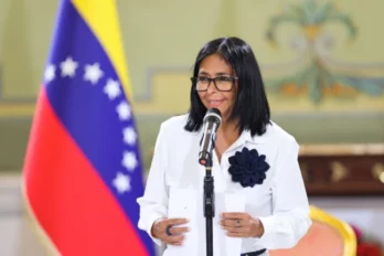 Gustavo Petro y Delcy Rodríguez