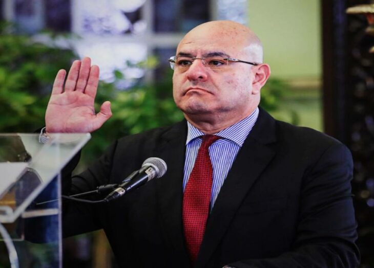 Ministro de Defensa de Perú