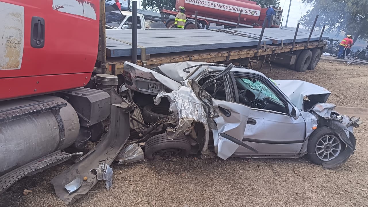 One Dead, 11 Injured in Puerto Ordaz Multi-Vehicle Collision