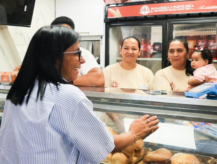 Delcy Rodríguez inauguró 23 espacios socioproductivos en Los Símbolos